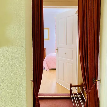 Dinkelsbuehl-ferienappartement *